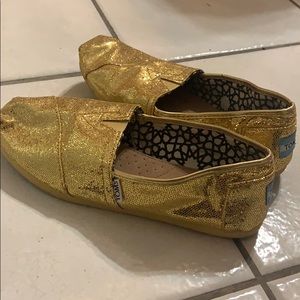 Selling Gold Glitter custom made Toms